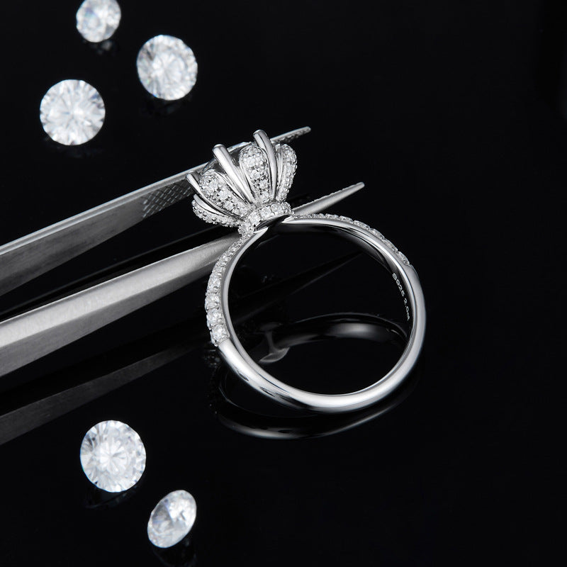 Dahlia Moissanite Engagement Ring-VOOGME
