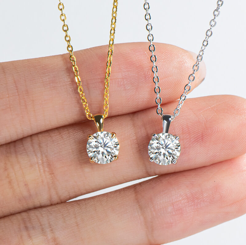 Classic Four-Prong Moissanite Pendant 1.0 ct-VOOGME