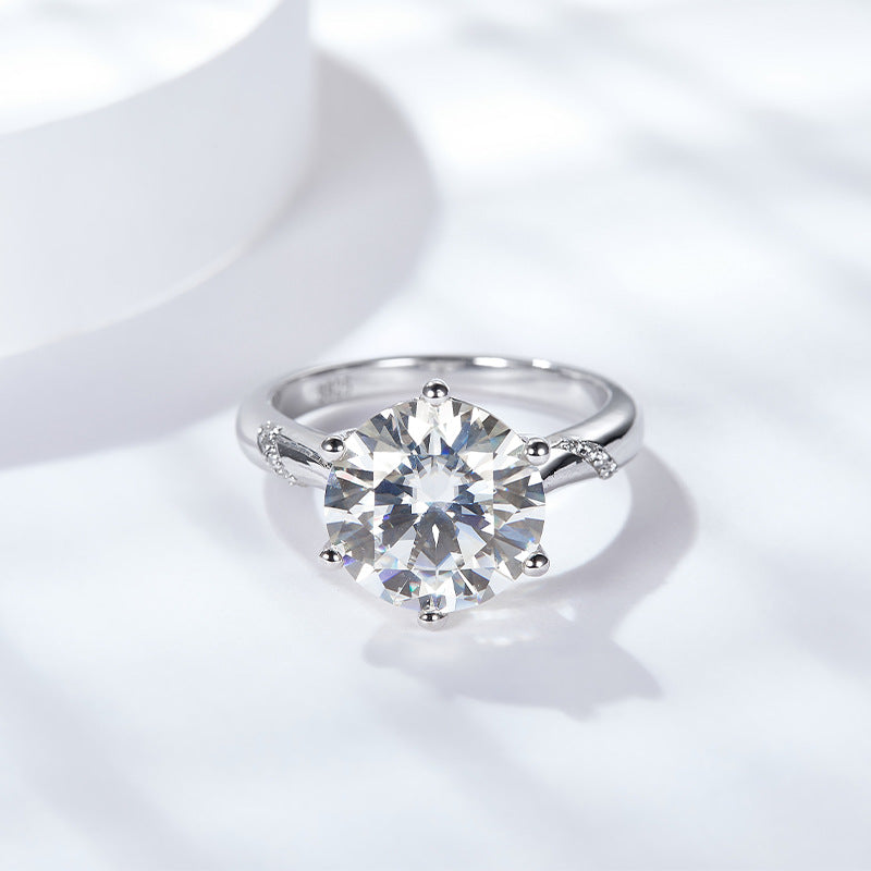 Striking Moissanite Engagement Ring