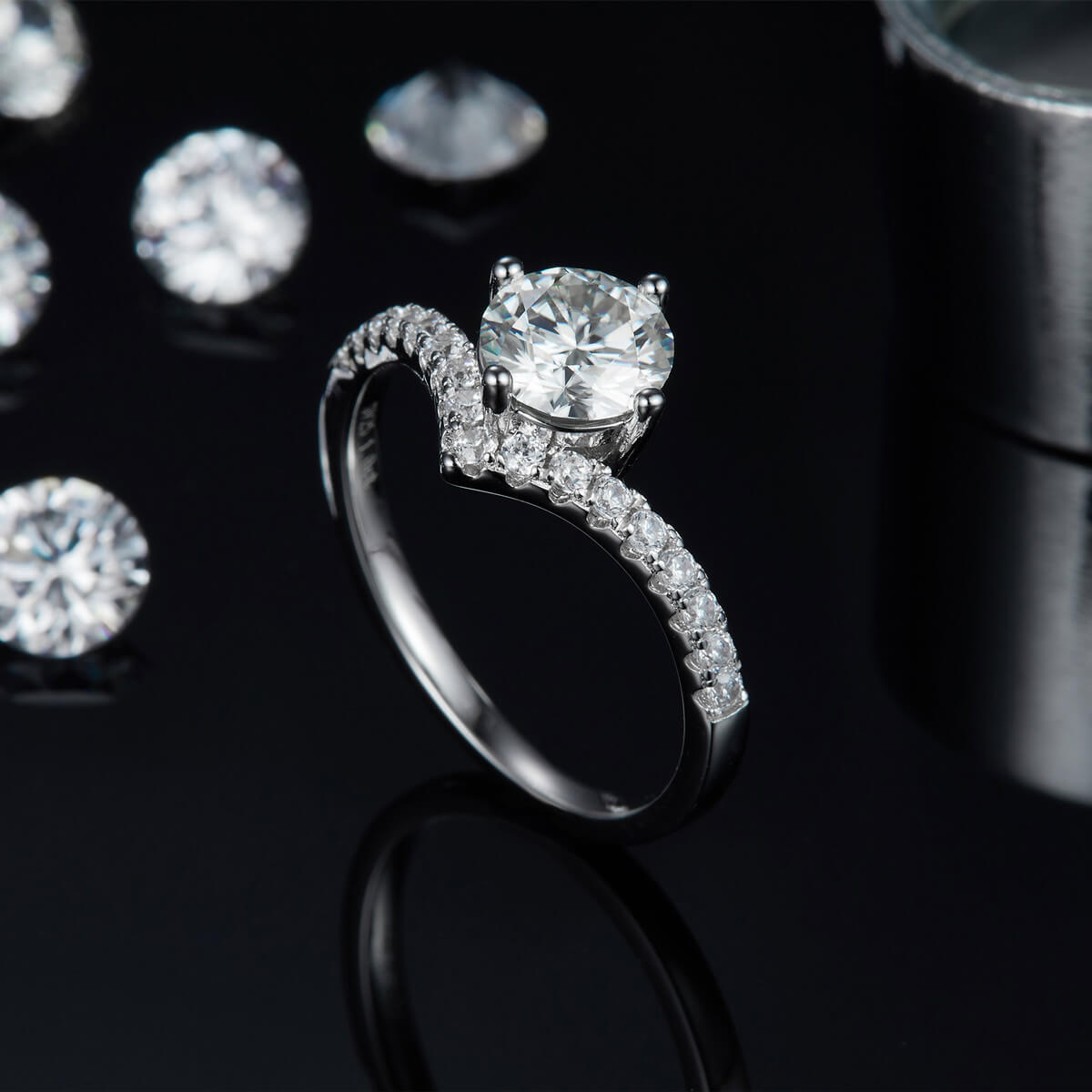 Queen Moissanite Engagement Ring 1.0 ct-VOOGME