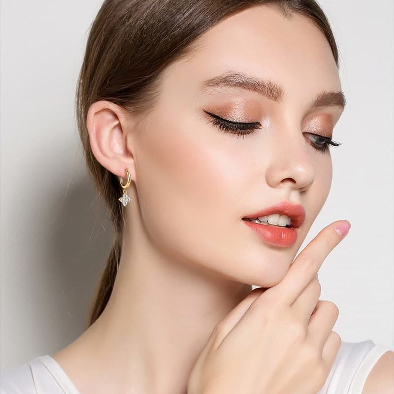 Classic Clover Moissanite Drop Earrings