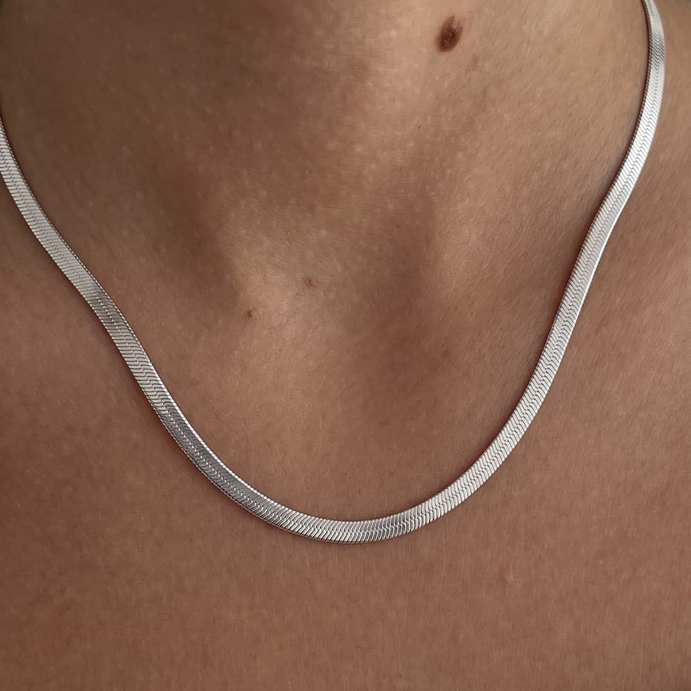 Plain Snake Necklace