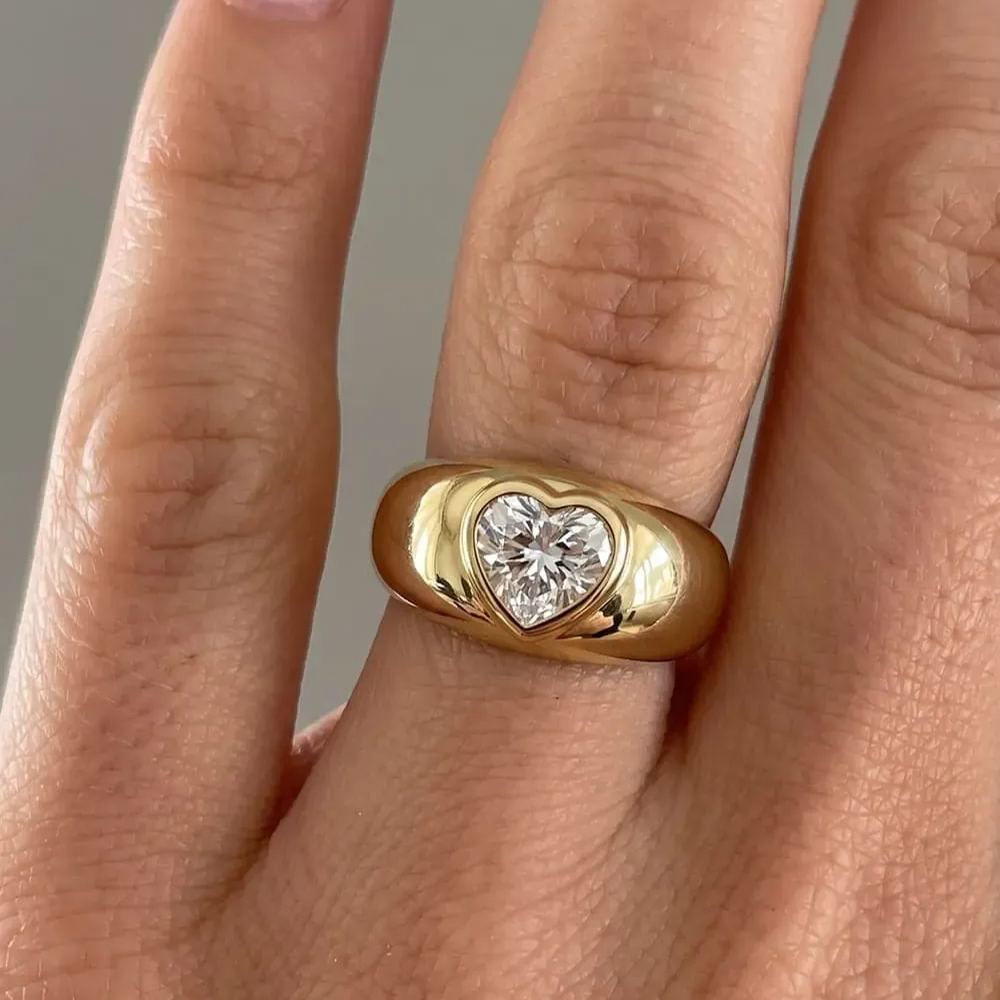 Heavy Love Moissanite Ring