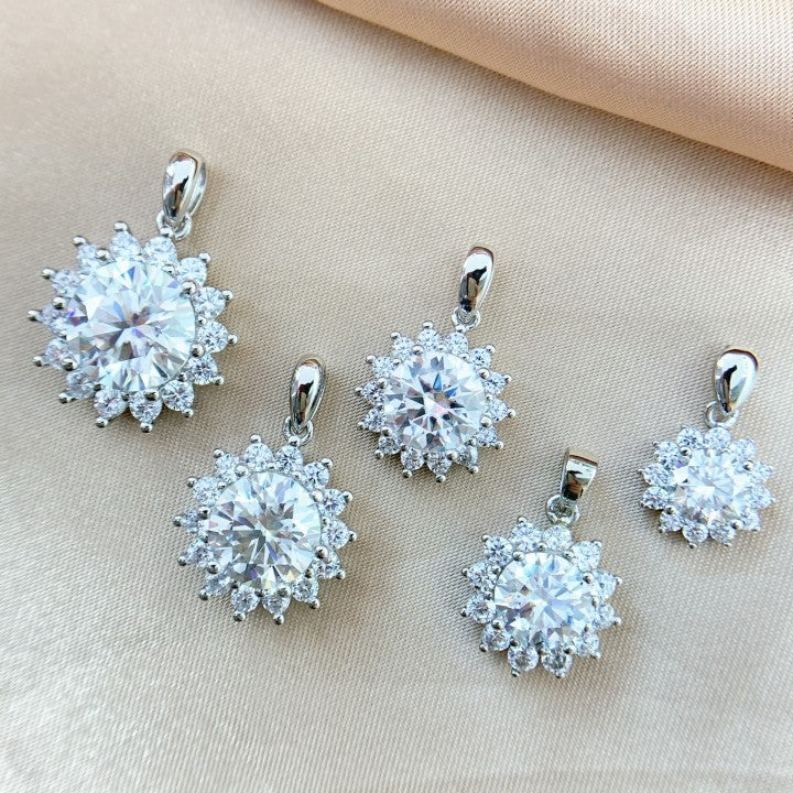 Sunflower Halo Moissanite Pendant-VOOGME