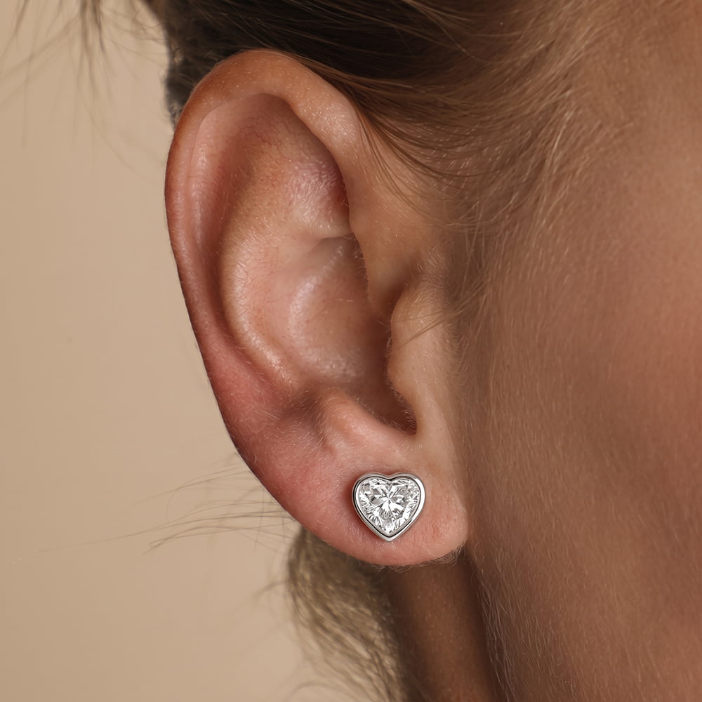 Bezel Heart Moissanite Stud Earrings