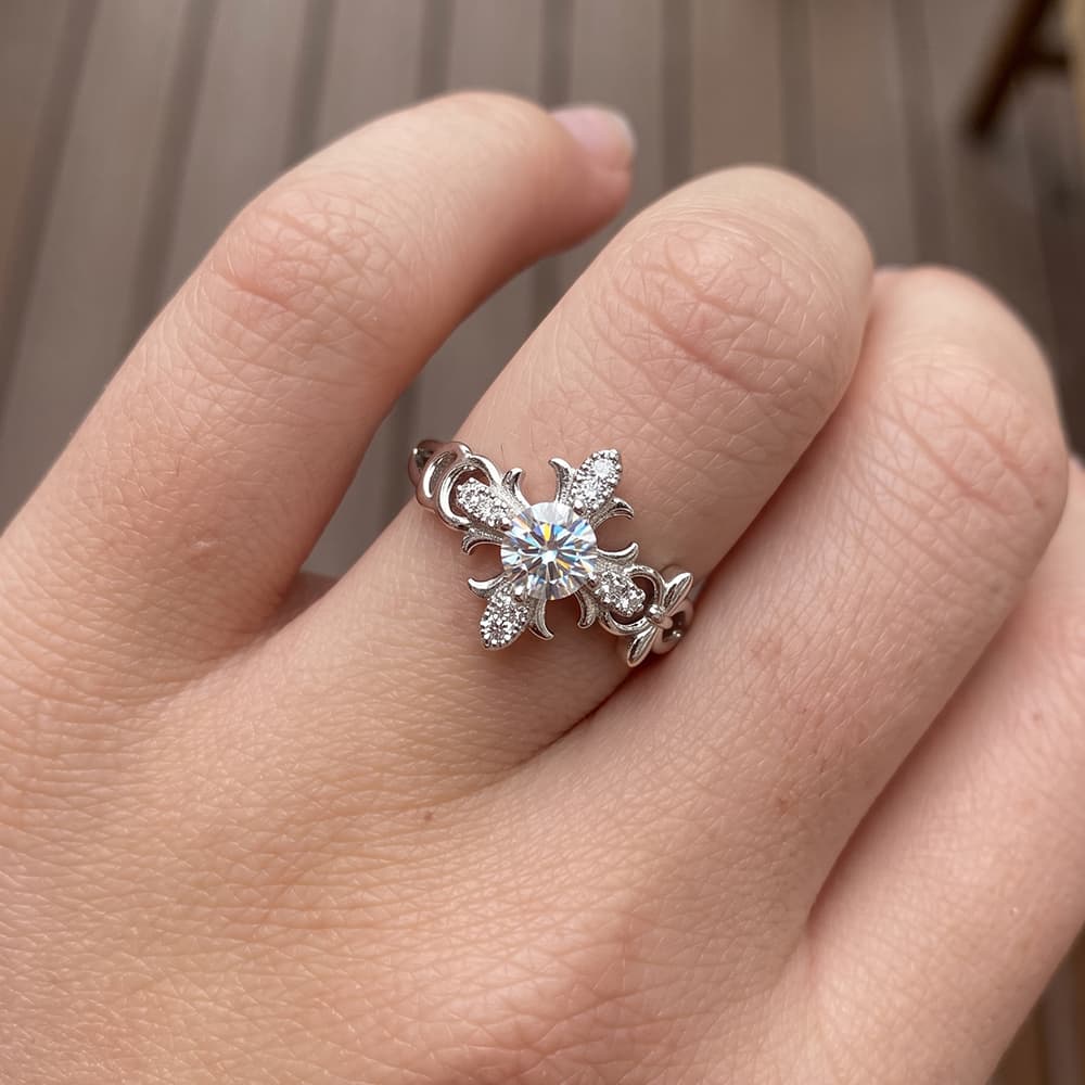 Luxury Cross Moissanite Ring