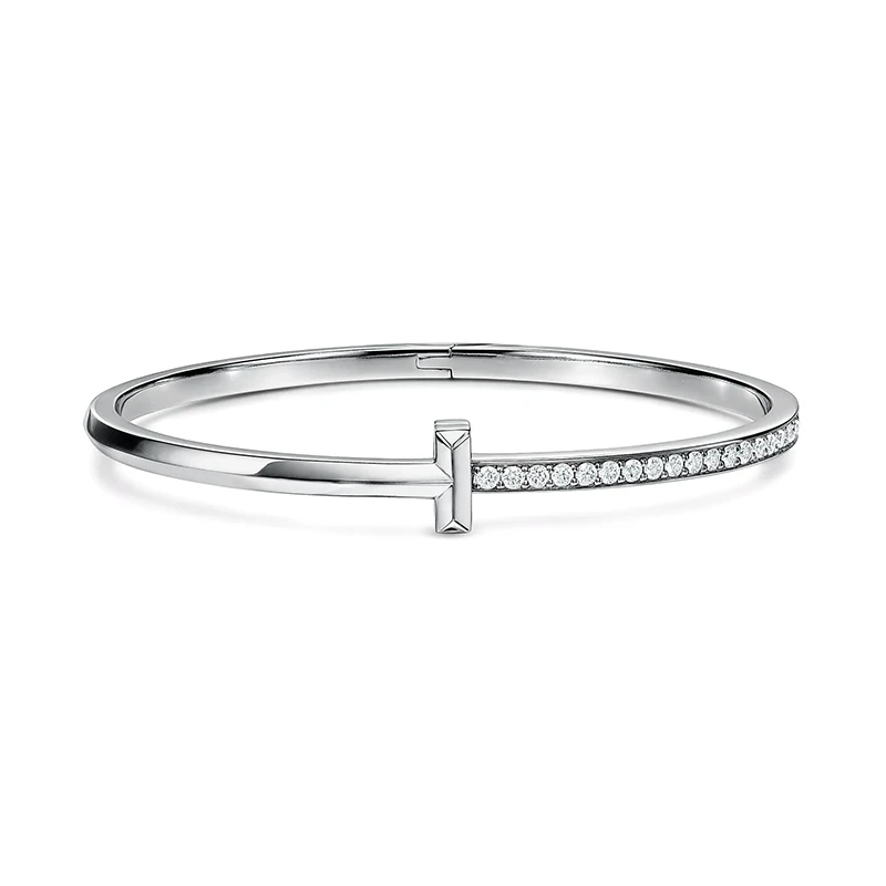 Cross T Moissanite Banlge