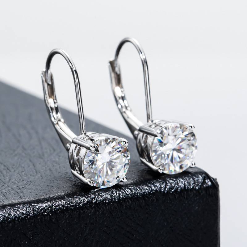 Des Leverback Moissanite Earrings (2.0 ct.tw.)