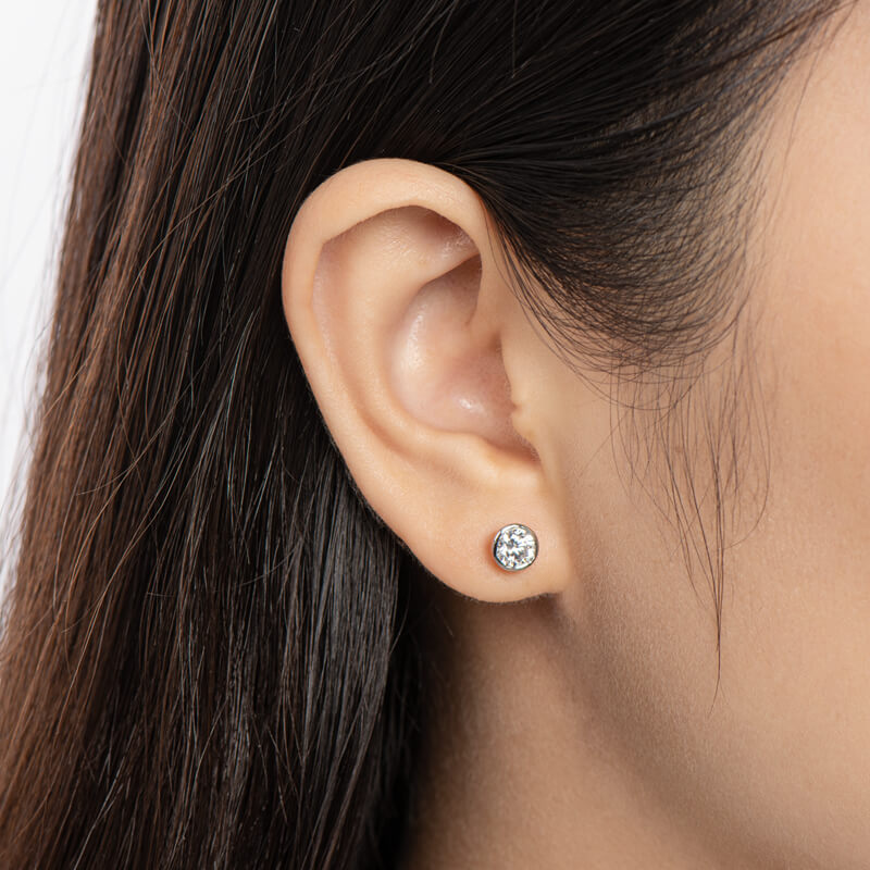 Special Bezel Setting Moissanite Stud Earrings-VOOGME