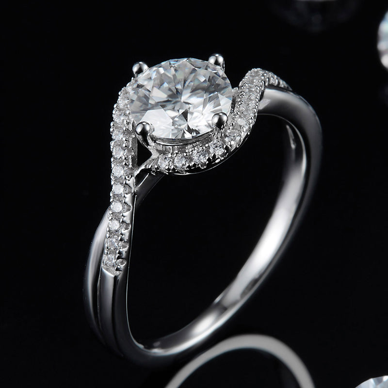 Twisted Setting Moissanite Engagement Ring 1.0 ct-VOOGME