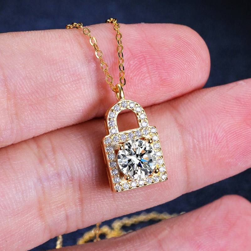 Lockit Full Pave Moissanite Necklace