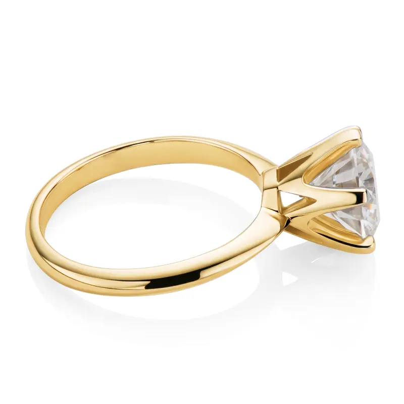 Selection Classic Six-Prong Moissanite Engagement Ring