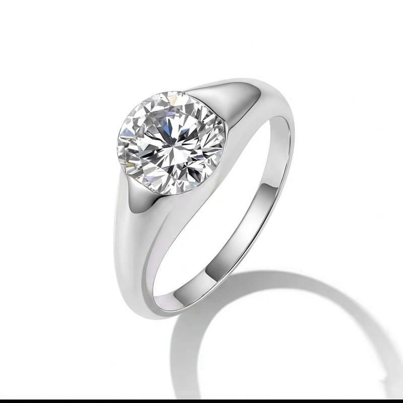 Bezel Round Moissanite Engagement Ring