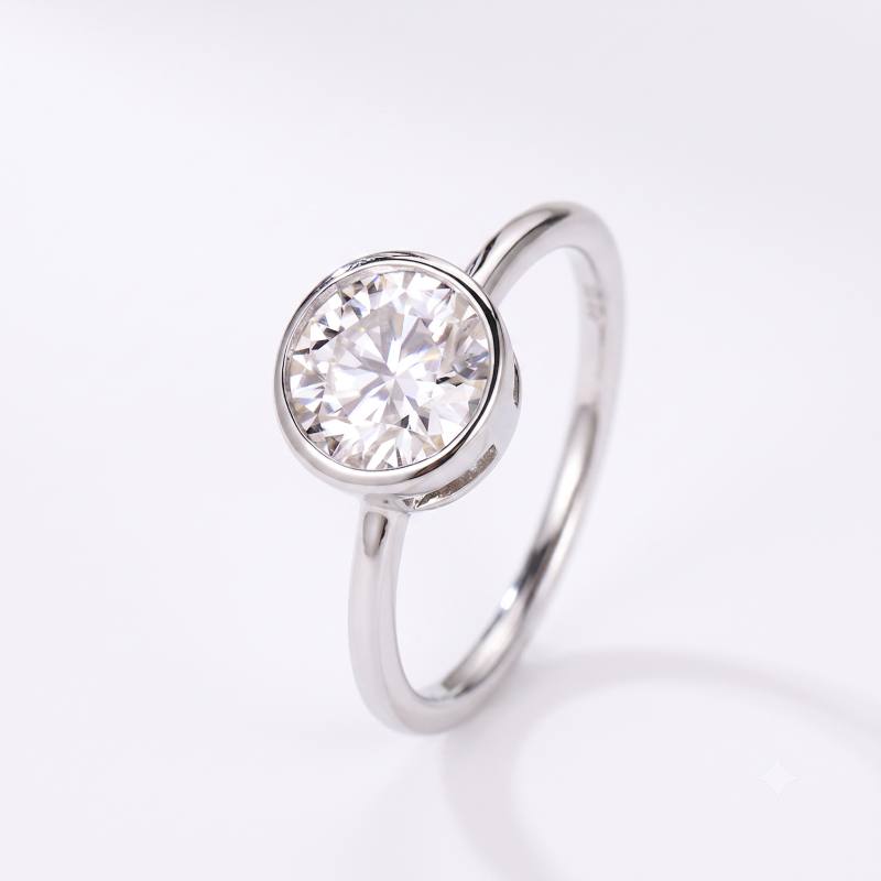 Bezel Setting Moissanite Engagement Ring 2.0 ct