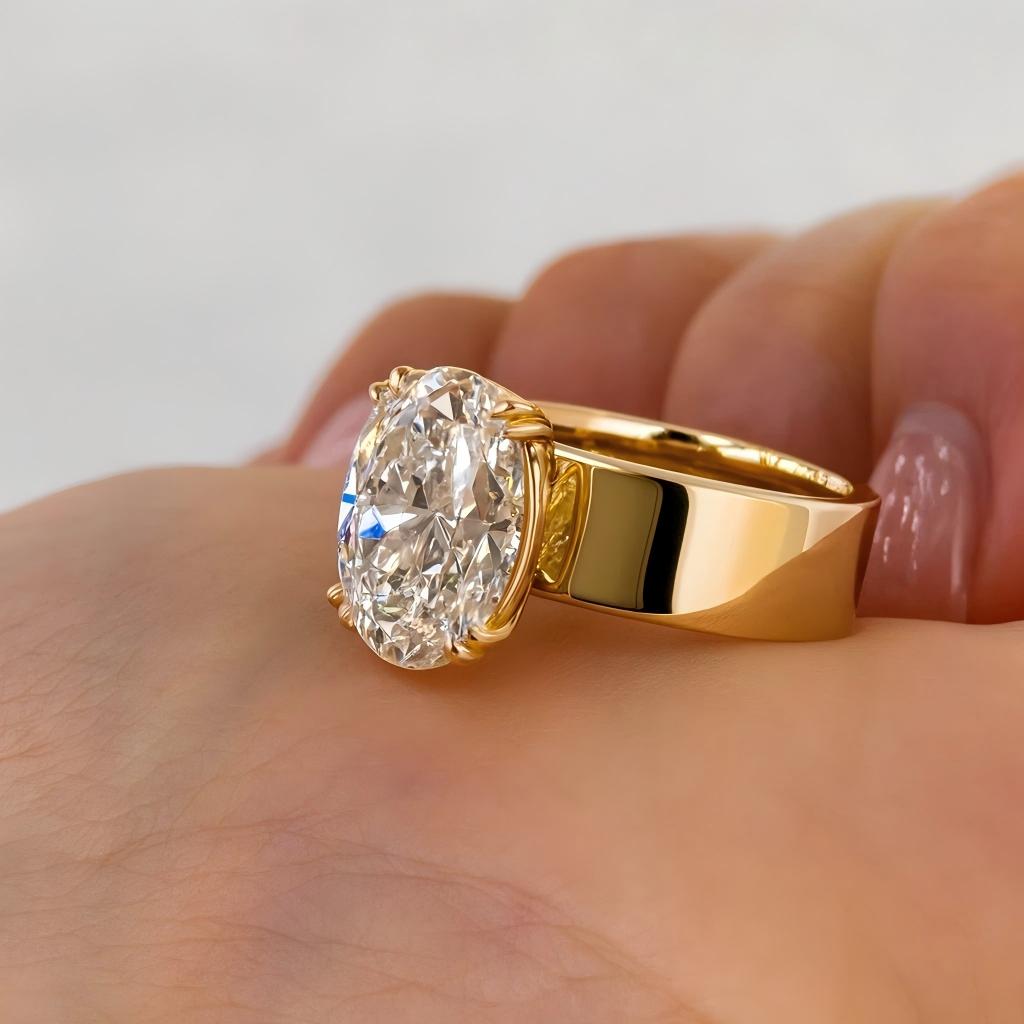 4CT Eight-Prong Moissanite Ring