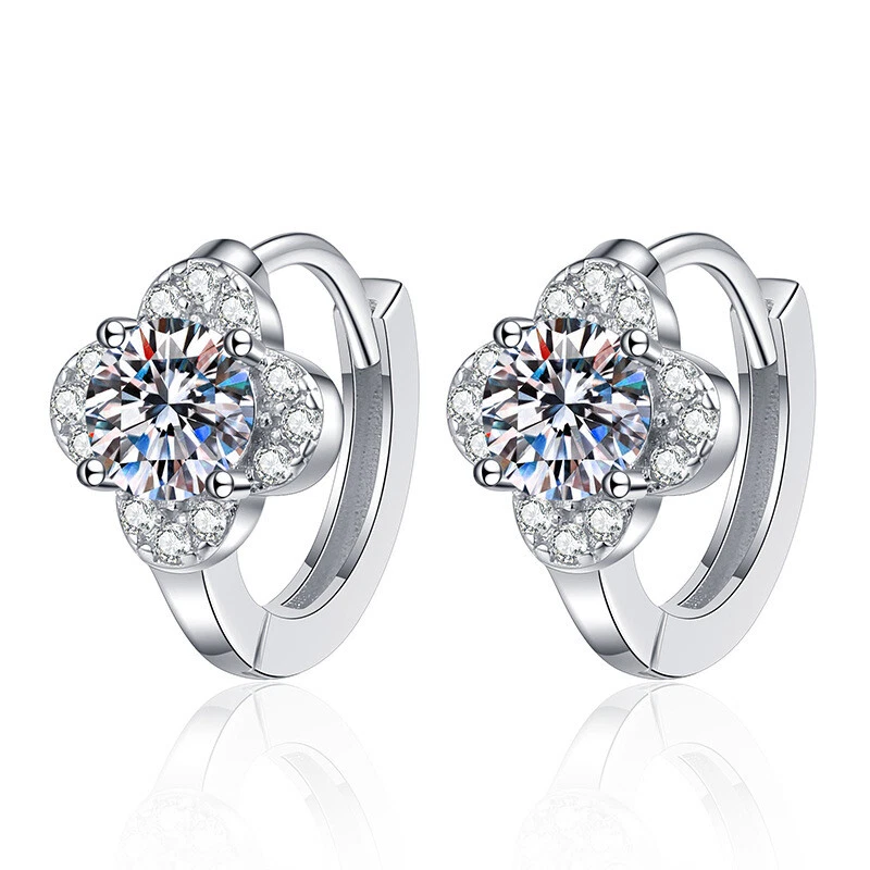 Edna Clover Moissanite Stud Earrings