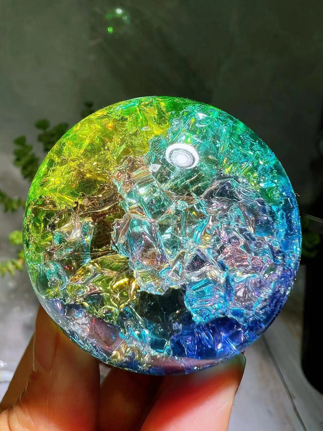 nice rainbow colorful crackle spheres 5cm