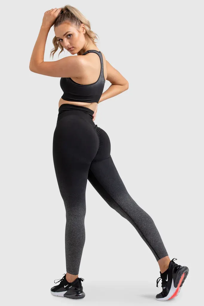 Ombre Seamless Crop - Black