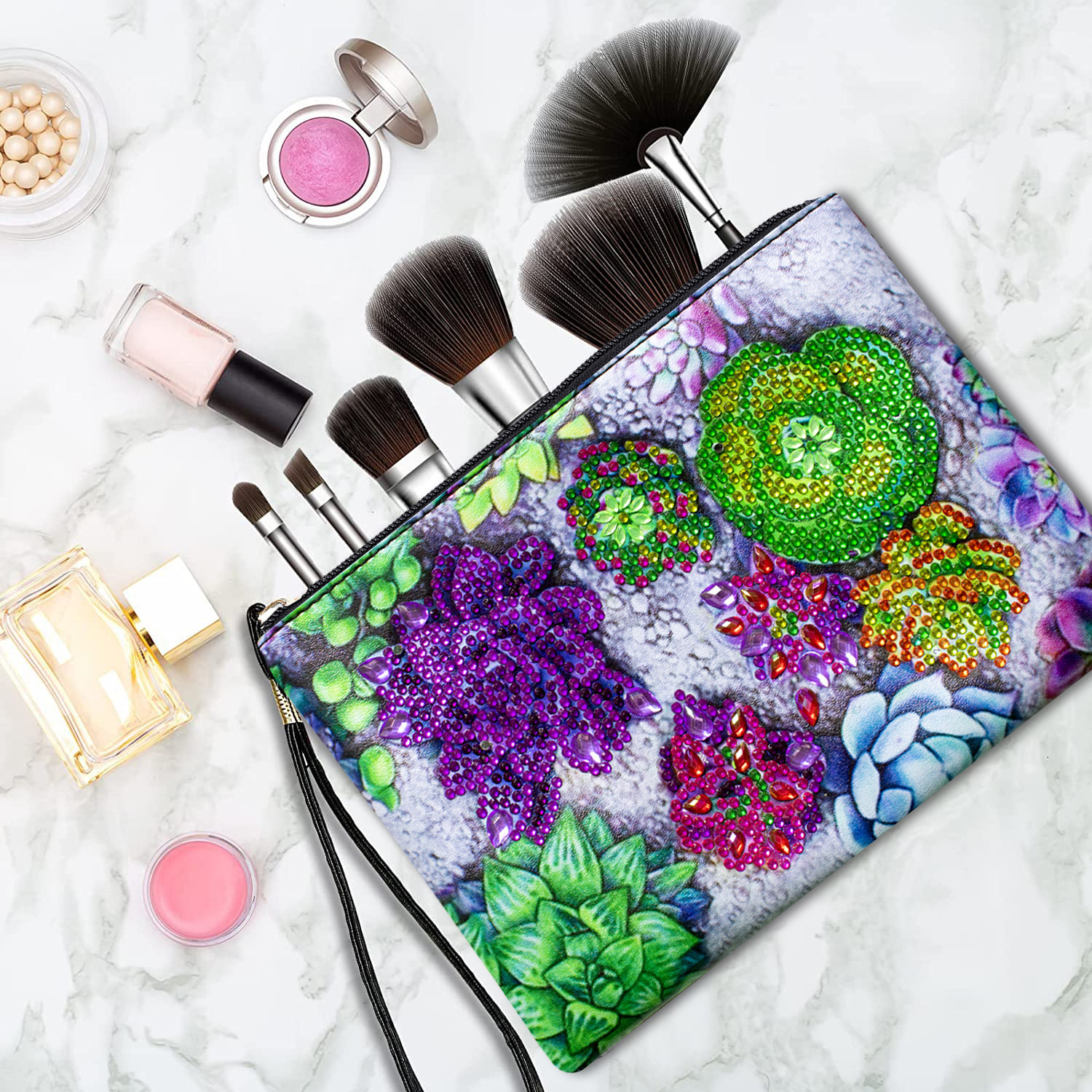Cross mirror e-commerce fully hosted 5D diamond painting and painting handbag, makeup bag, succulent plant themed art craft bag