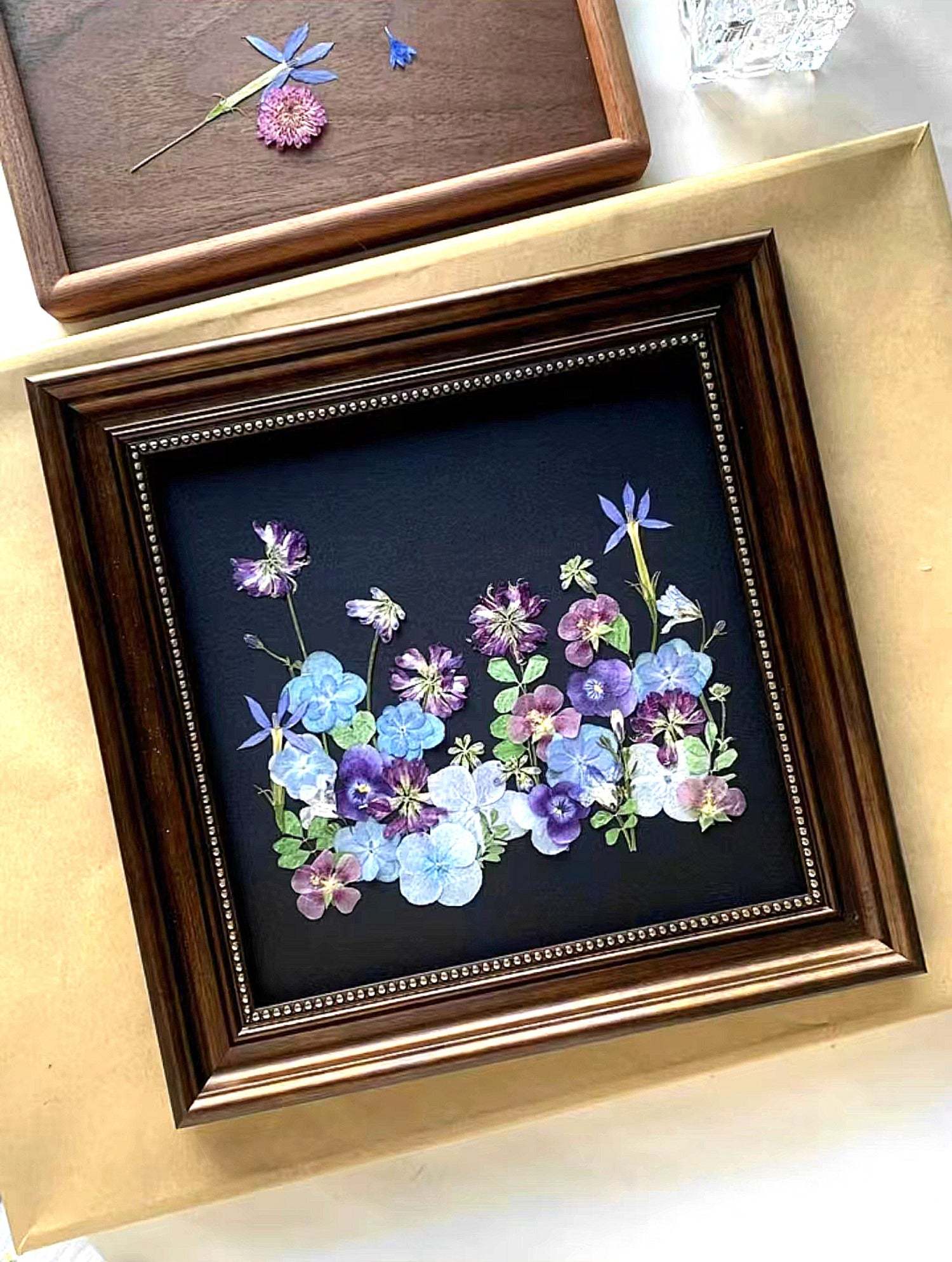 Pressed Flowers Frame Handcrafted Decorative Painting Florals Dried Plants Preserved