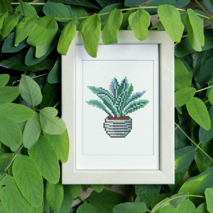 Frameless, mini diamond painting, creative mini diamond painting of green plants on the entrance flower house desktop, creative simple pattern diamond painting, 12 pcs, 5.9 X7 inches.