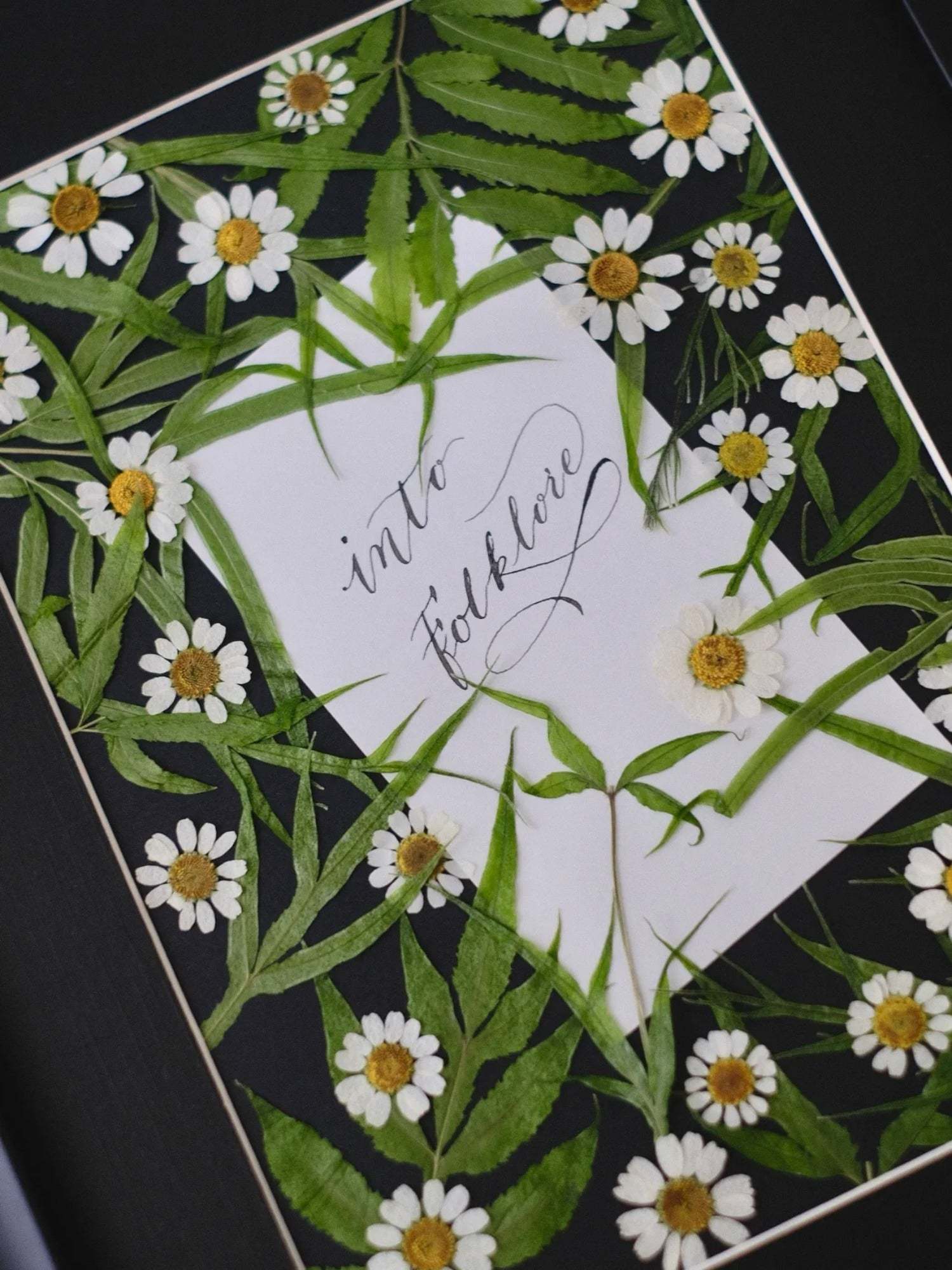 12x9" Handmade Pressed Flowers Dried Floral Daisy Frame Plant Wildflower Preserved