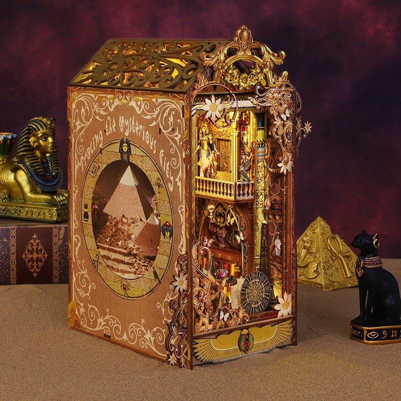 Ancient Egyptian Palace DIY Book Nook