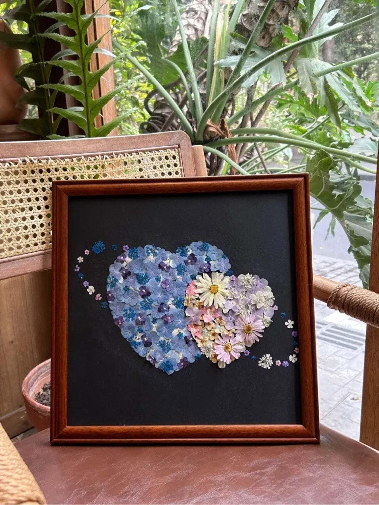 Handmade Pressed Flower Wreath Art Dried Florals Framed Plants Preserved
