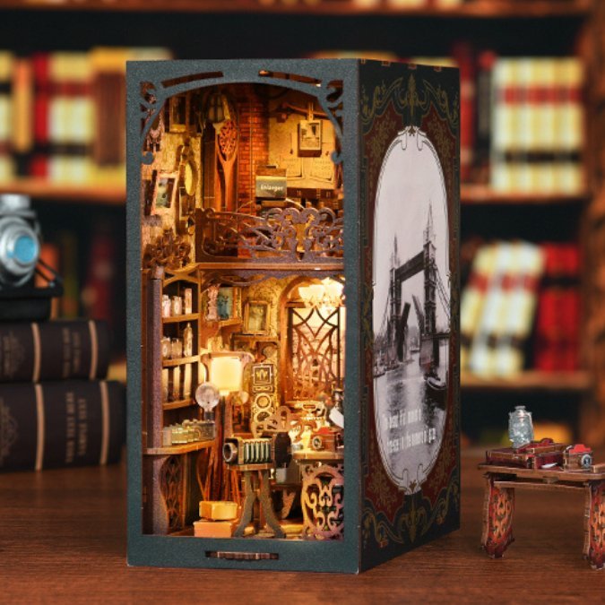 Darkroom Film DIY Book Nook Kit