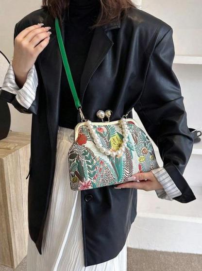 Women Vintage Flower Embroidery Handbag