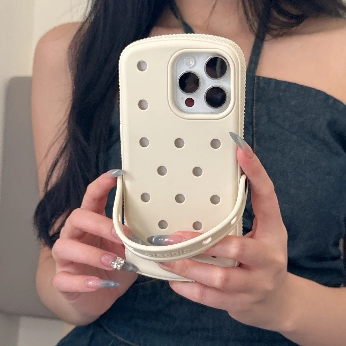 Hot sale 49% OFF🔥 The Case Croc – The Viral Phone Case Everyone’s Talking About