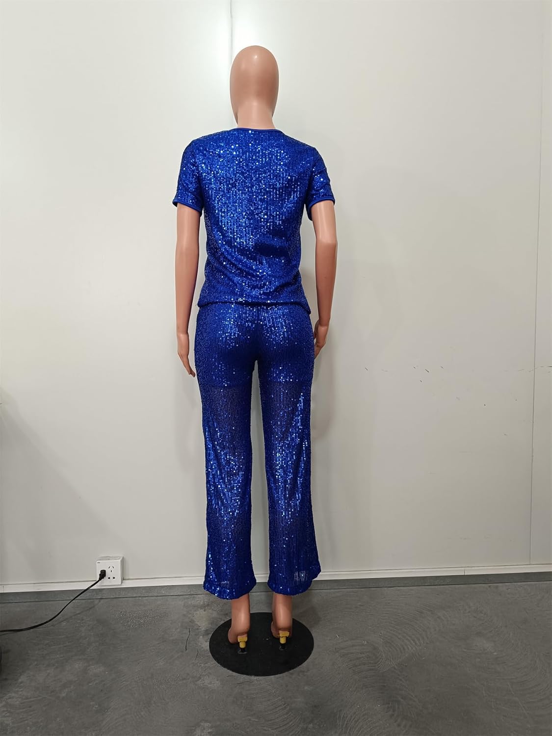 Women's Sparkling Sequin T-shirt and Pants Set Round Neck Short Sleeve Top Straight Leg Loose Pants Party Outfit