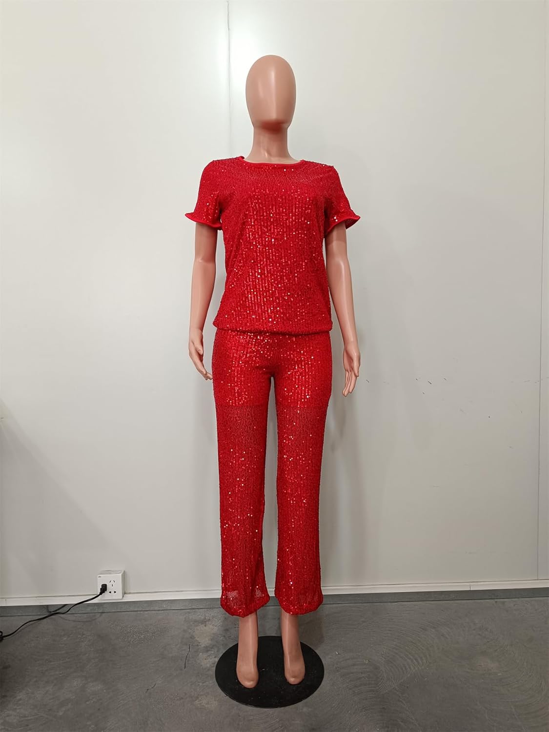 Women's Sparkling Sequin T-shirt and Pants Set Round Neck Short Sleeve Top Straight Leg Loose Pants Party Outfit