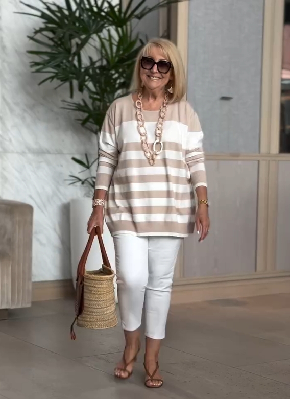 2025 new casual round neck t-shirt striped print long sleeve slim fit versatile pocket top top