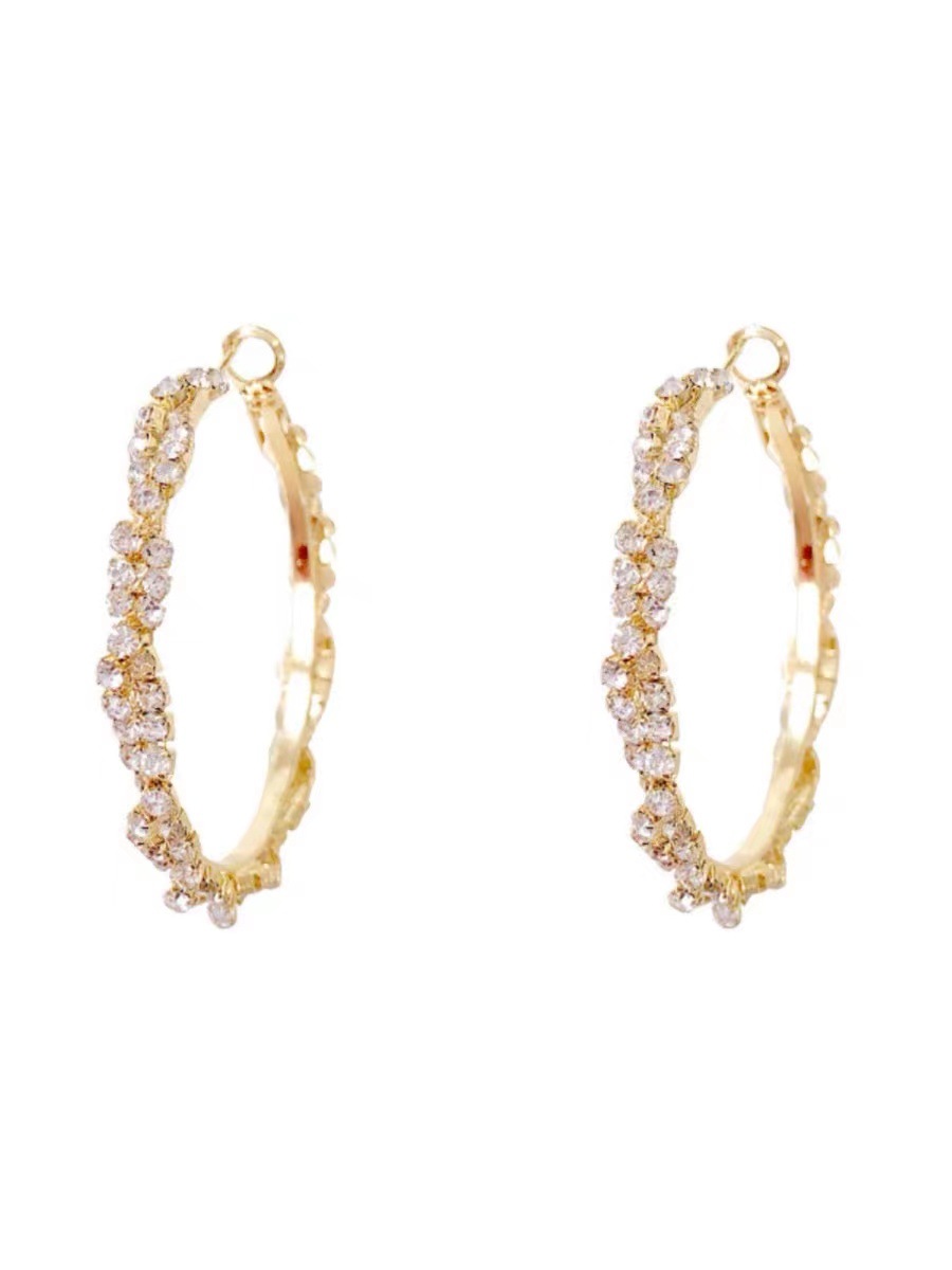 All-match hoop earrings
