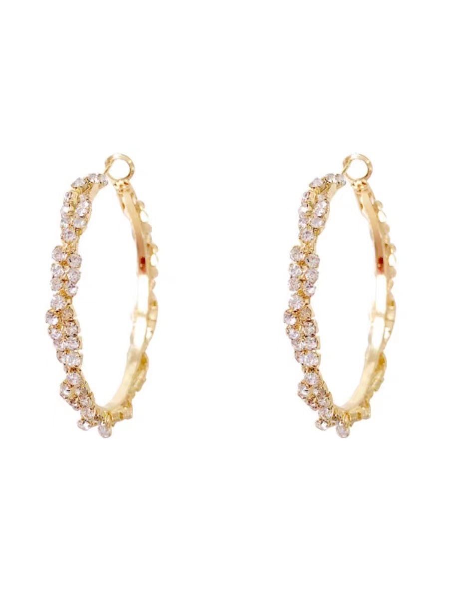 All-match hoop earrings