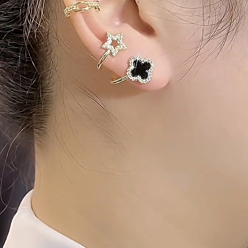 s925 silver needle black four-leaf clover fashionable and simple earrings