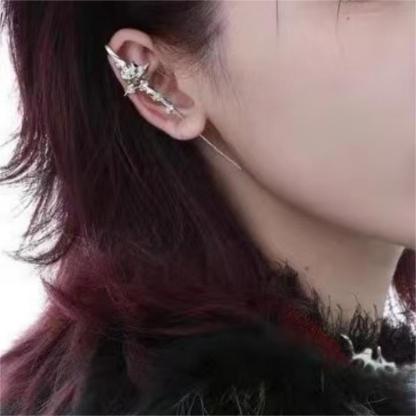 Thorn Rose Heart Piercing Earrings