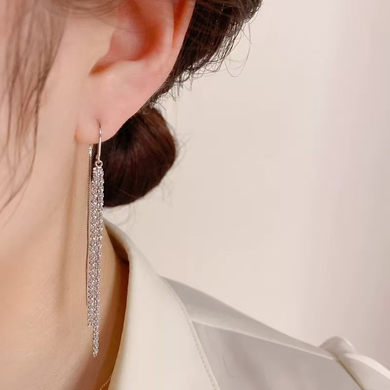 Glittering Star Tassel Earrings