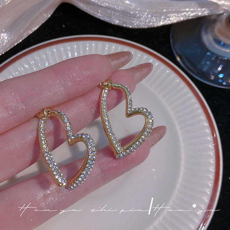 Full diamond heart earrings