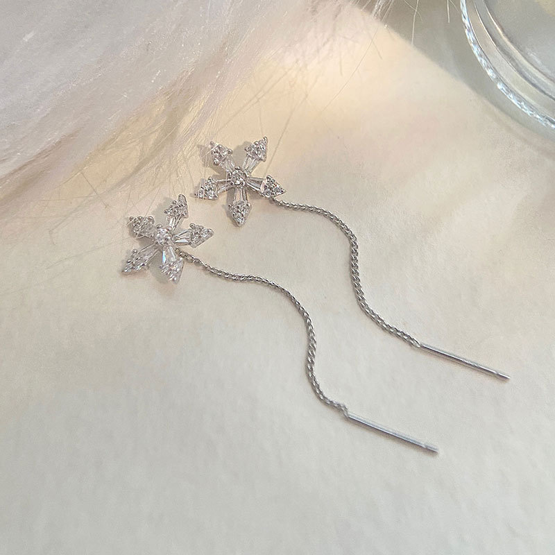 Tassel long flower earrings