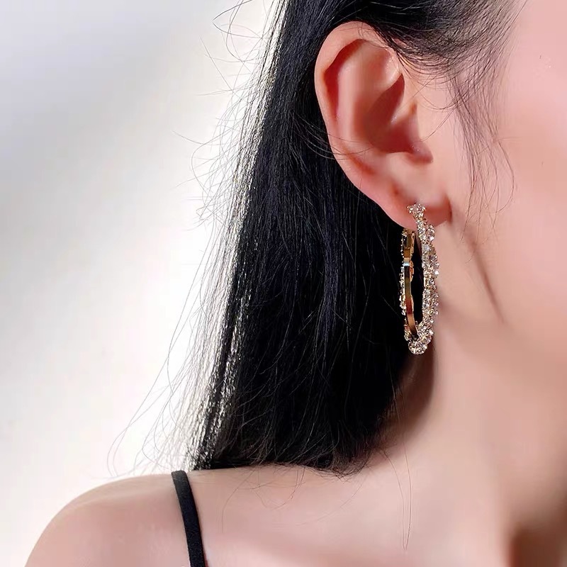 All-match hoop earrings