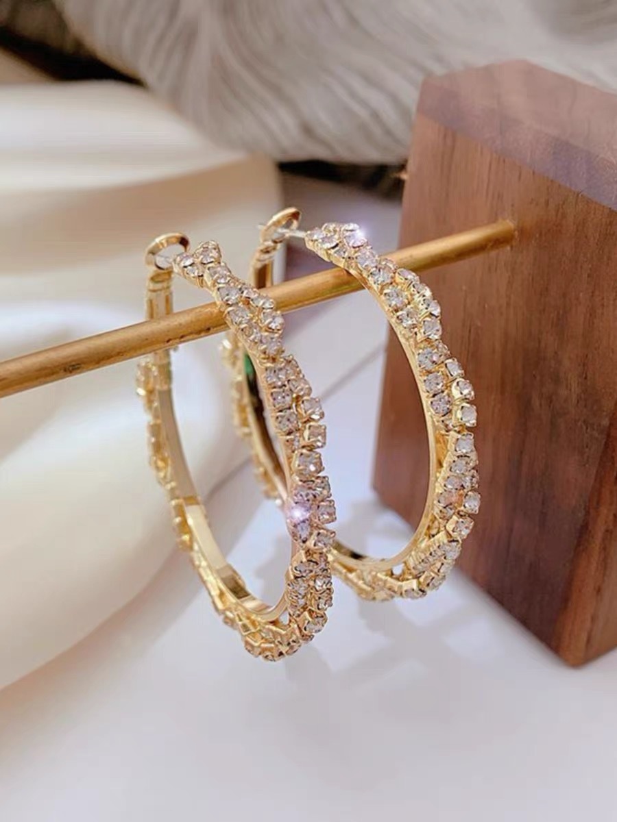 All-match hoop earrings