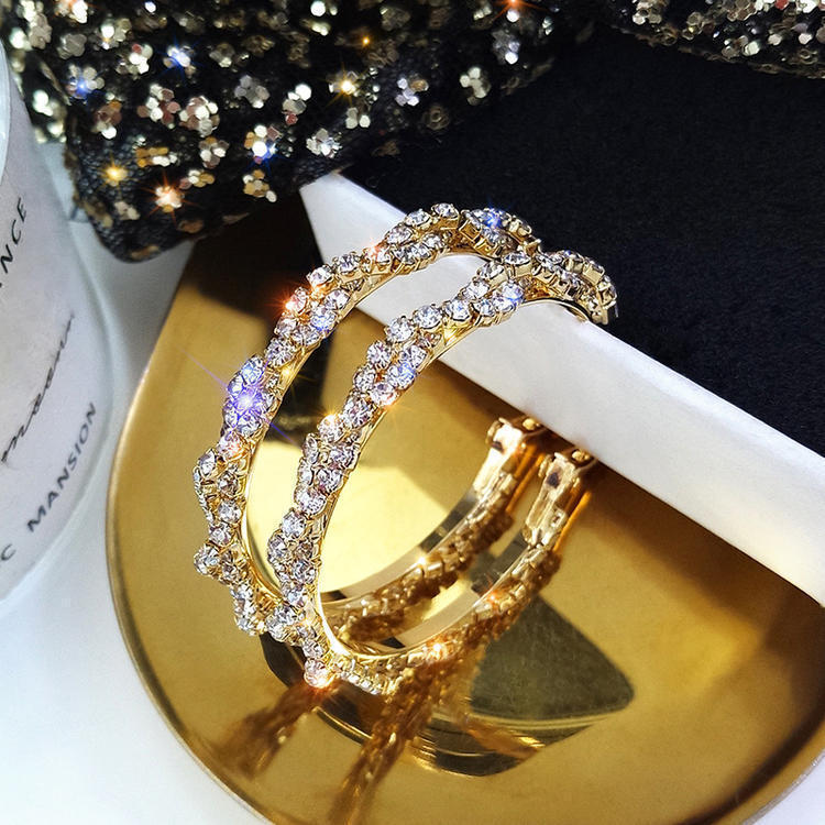 All-match hoop earrings