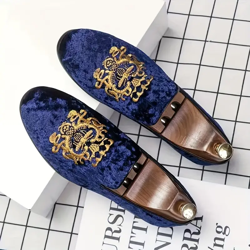 embroidered design loafer shoes men s comfy non slip slip details 1