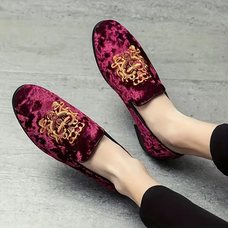 embroidered design loafer shoes men s comfy non slip slip details 5