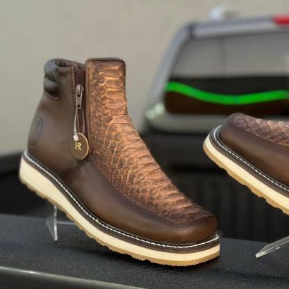 Handcrafted Western Cowboy Boots