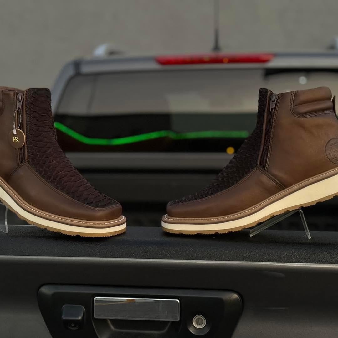 Handcrafted Western Cowboy Boots