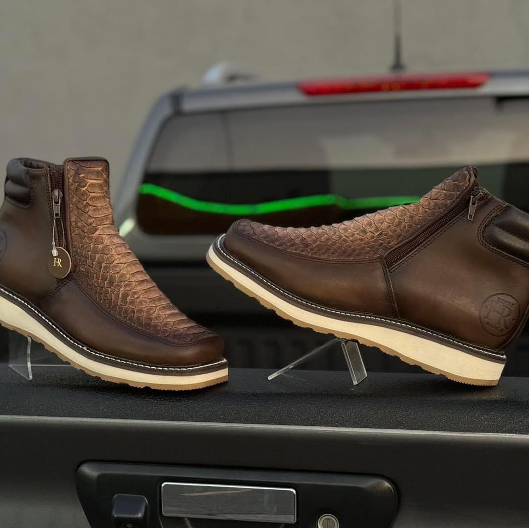 Handcrafted Western Cowboy Boots