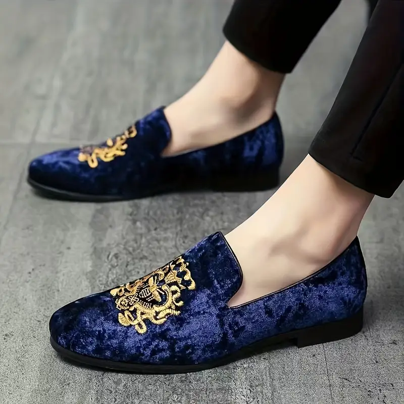 embroidered design loafer shoes men s comfy non slip slip details 6